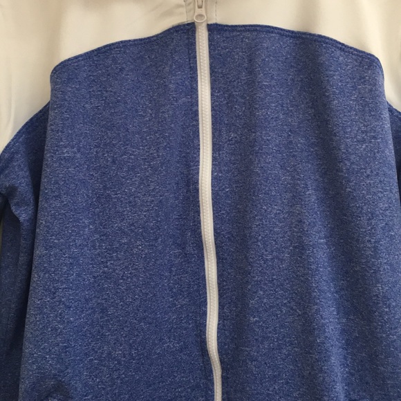 Active Jacket - Picture 3 of 6